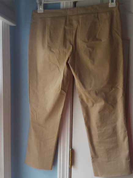 MIU MIU💥Nwot💥Tan Capri Pants with Slits - Picture 7 of 7